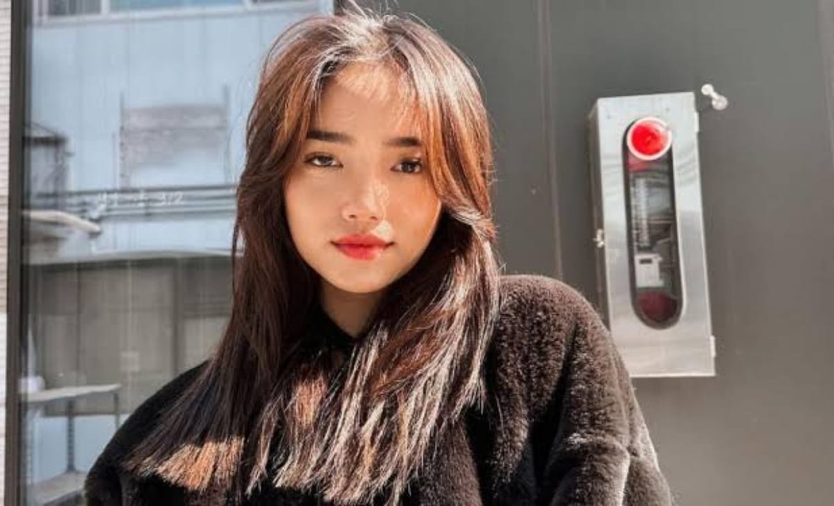 Fujianti Utami Putri mendapat kado ulang tahun yang tak terduga dari dokter Oky Pratama pemilik bening skincare Foto : Inet