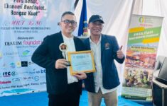 Chandra Wahyu (Mr Bonte) bersama Ketua PWI Kota Depok, Rusdy Nurdiansyah. Dok: Eranasional/HO ***.