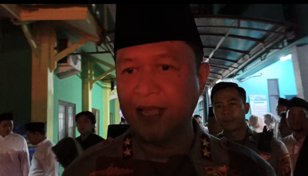 Kapolda Kalteng, Irjen Pol Iwan Kurniawan memberikan keterangan kepada wartawan terkait konflik lahan PT Asmin Bara Bronang di Desa Baronang, Kabupaten Kapuas. Dok.Eranasional/Zay