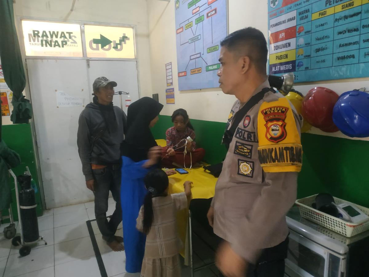 Murid SD di Gowa mengalami keracunan diduga usai menyantap menu MBG. (Foto: Dok. polisi)